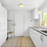 1 Bedroom In * Транекер
